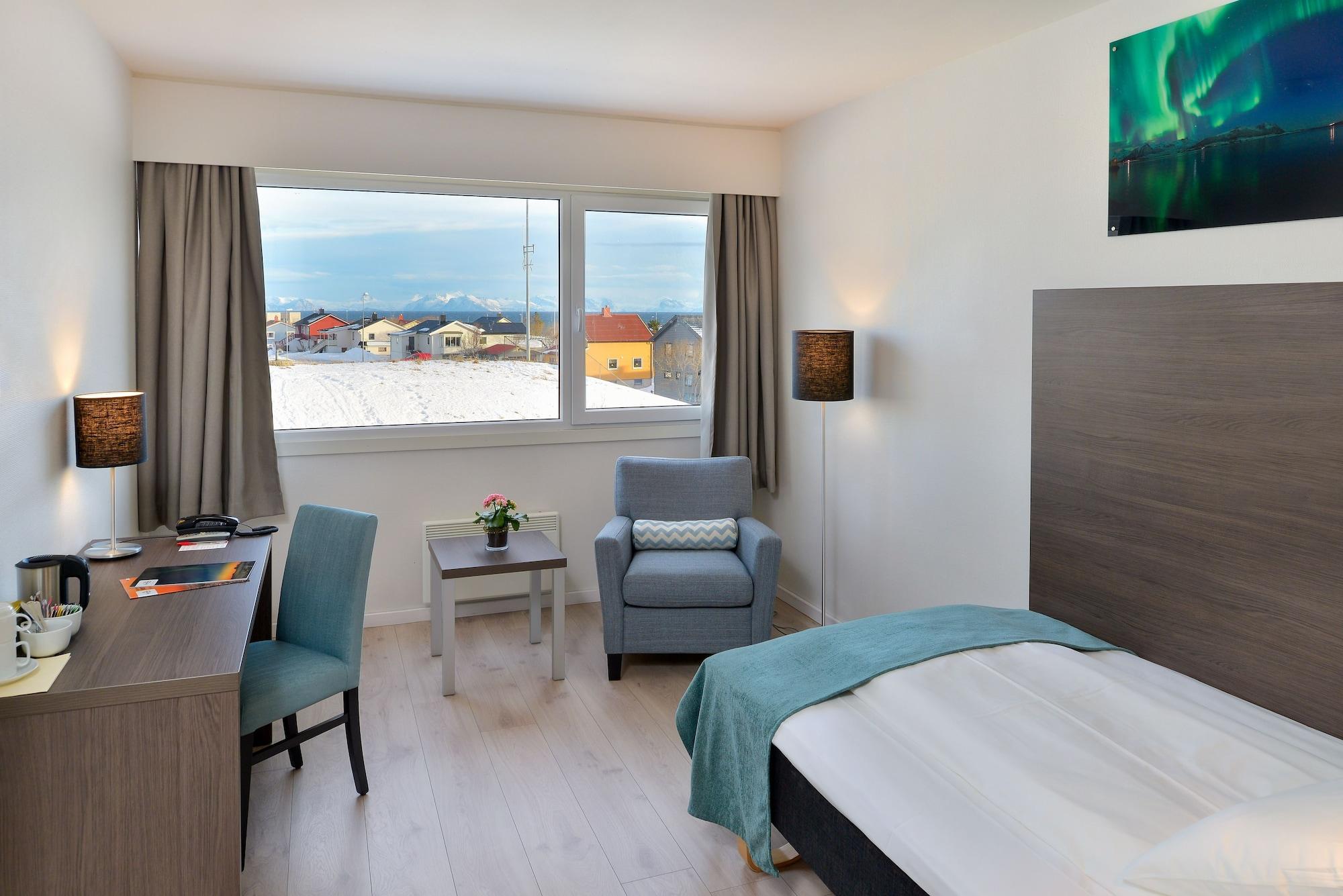 Thon Partner Hotel Andrikken Andenes Exterior photo