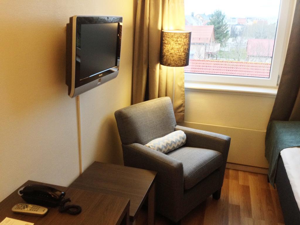 Thon Partner Hotel Andrikken Andenes Exterior photo